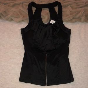Black fitted zipped up top
